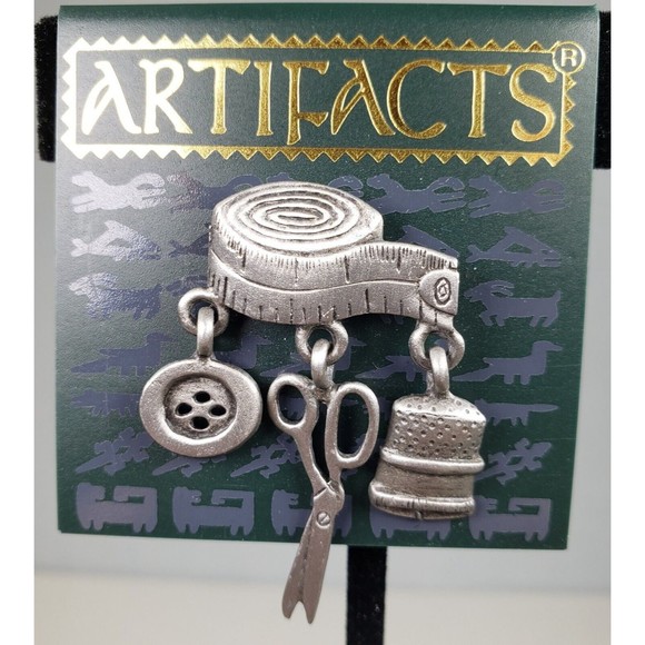 Signed JJ Jonette Vintage 1980s-90s Tack Pin Sewing Scissor Thimble - Picture 2 of 10